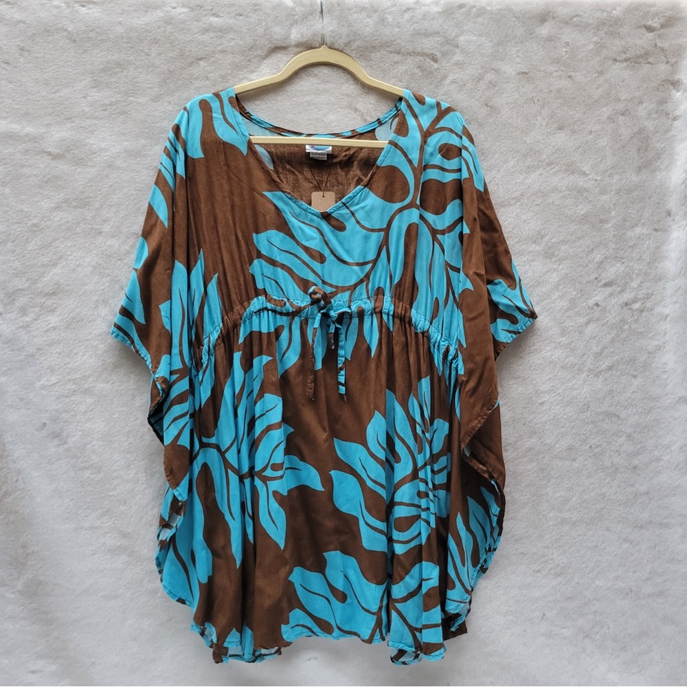 NWOT Hilo Bay Caftan Top Size S